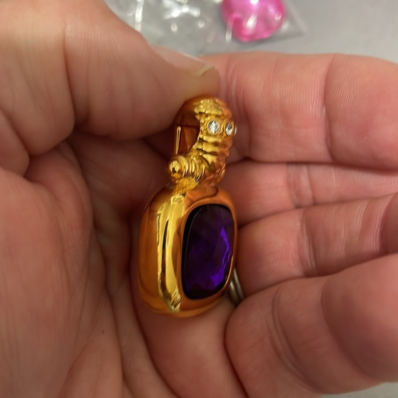 Vintage Joan Rivers Pendant Interchangeable Stone Purple Crystal Gold Toned. - Picture 10 of 12